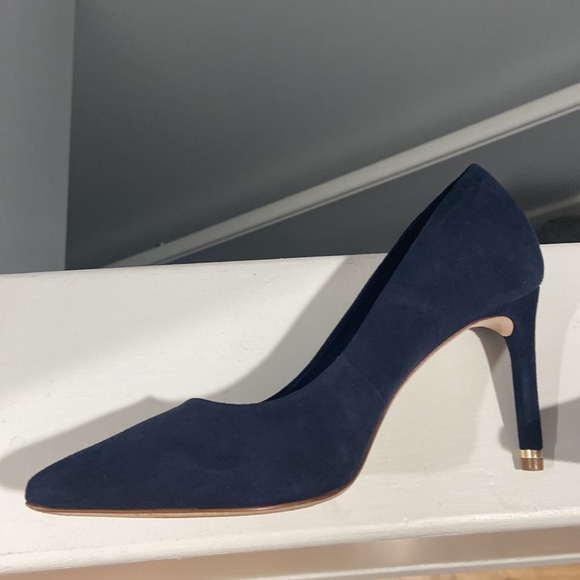 Antonio Melani Blue Heels w/ heel top piece gold Size 8m EUC worn twice leather - Picture 12 of 16